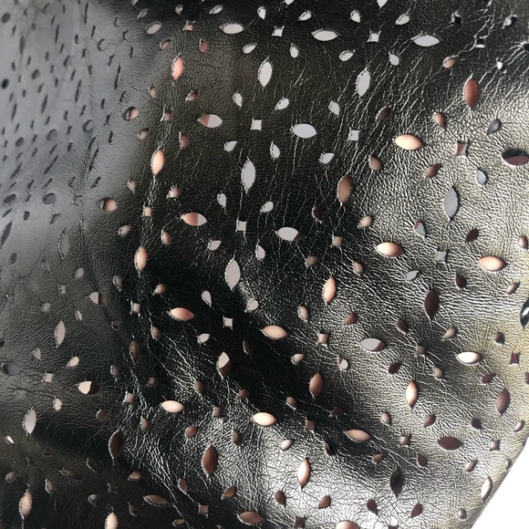 Banana Republic• Faux Leather Eyelet Black - Picture 4 of 7